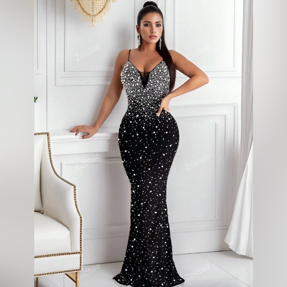 Gorgeous, black gown